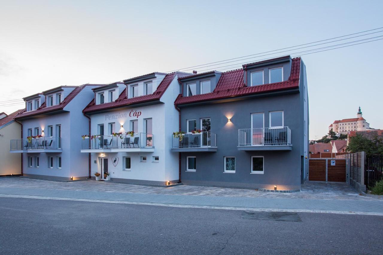 Penzion Cap Микулов Экстерьер фото